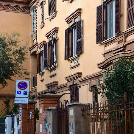 Saba Apartment